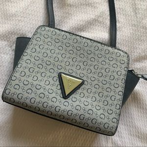 guess mini bag